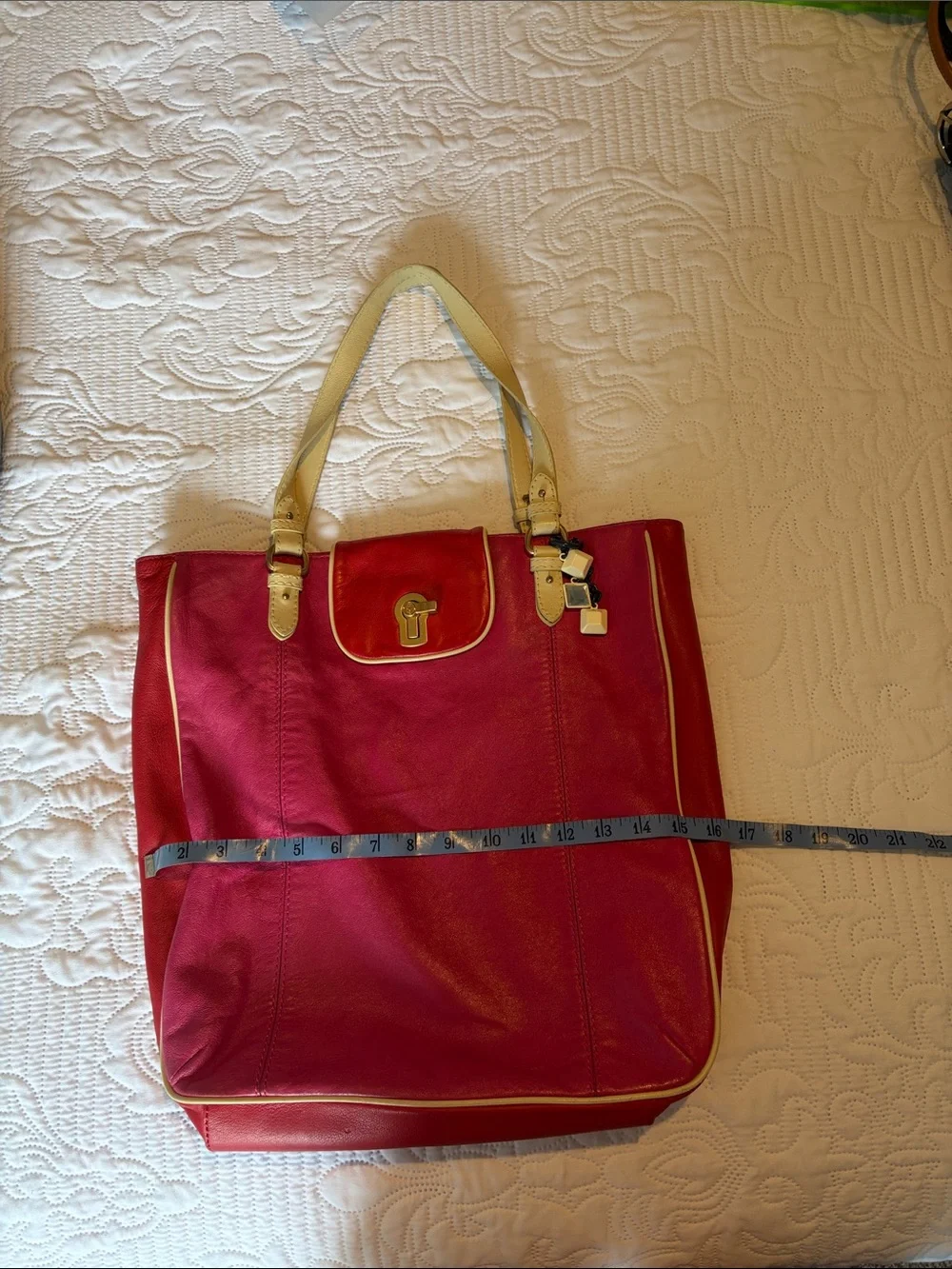 Juicy Couture tote - Picture 2 of 9